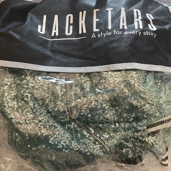 Taylor Swift Inspired Green Bomber Jacket - Picture 6 of 10